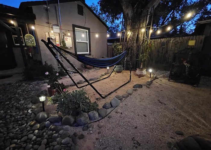 21 Cozy Home In The Heart Of The City
